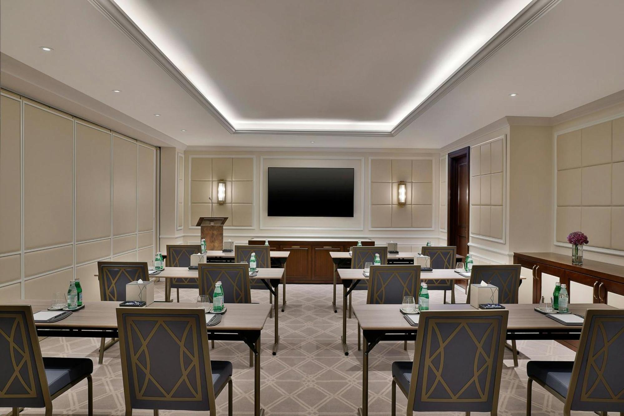 Hotel The Ritz-Carlton, Amán Exterior foto Meeting room