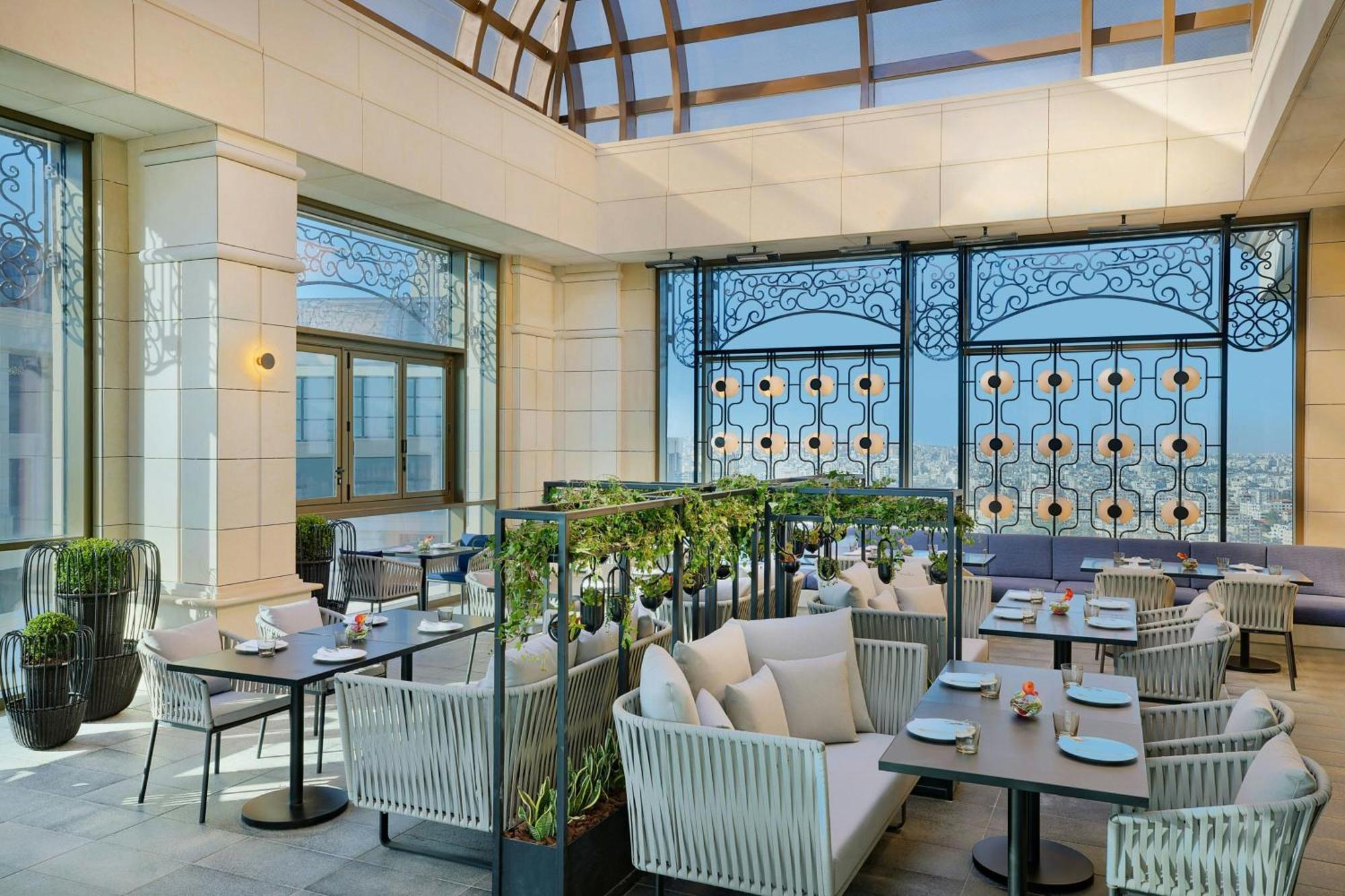 Hotel The Ritz-Carlton, Amán Exterior foto The Terrace