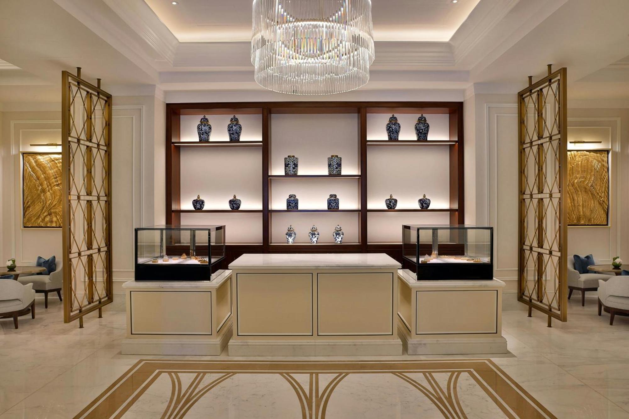 Hotel The Ritz-Carlton, Amán Exterior foto The lobby of the hotel